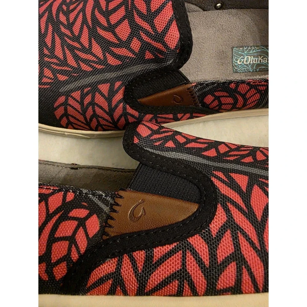 Olukai Kahu PowWow Slip On Shoes Mens 11.5 Red Black Leaf Canvas Loafers 10372